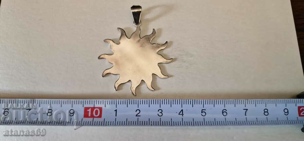 Silver pendant "Sun" - 7.20 g. with price 49.99 BGN | € 25.56 Silver pendant "Sun" - 7.20 g. with price 49.99 BGN | € 25.56