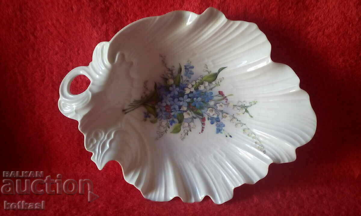 Porcelain plate leaf shape Royal Tettau Germany