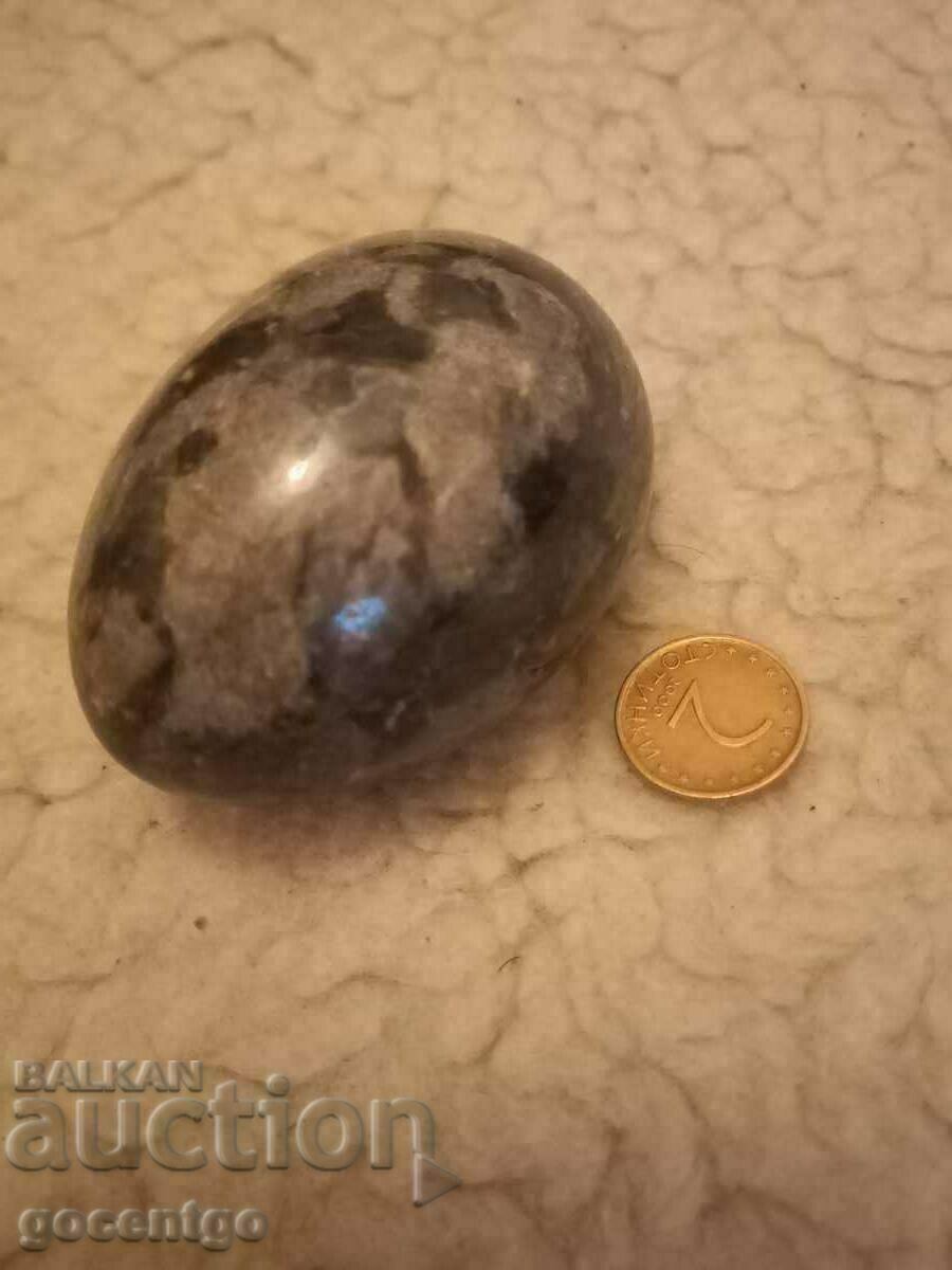 NATURAL SIZE MARBLE EASTER EGG