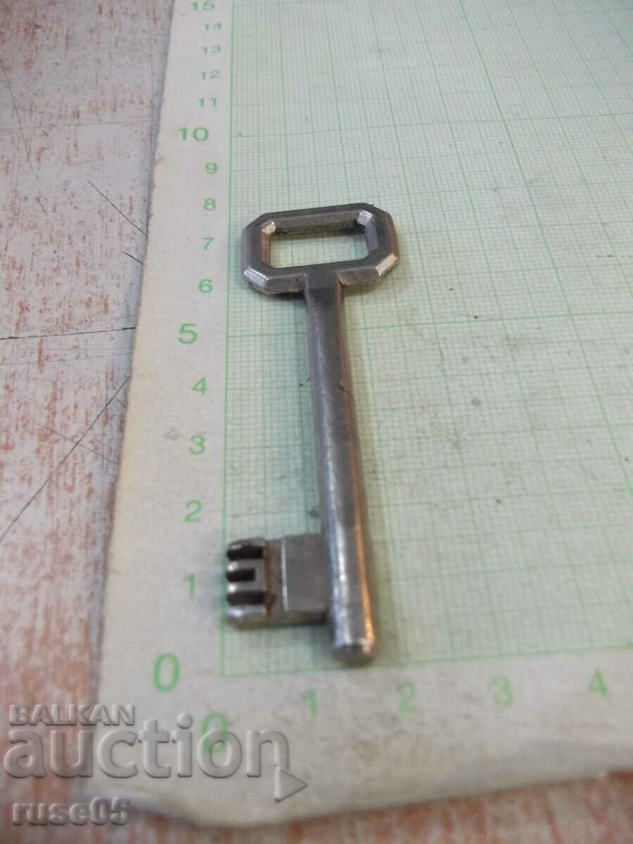 Auction Key No. H2 for lock Auction Key No. H2 for lock