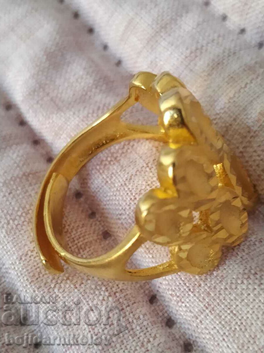 Delivery of New ladies adjustable ring Delivery of New ladies adjustable ring