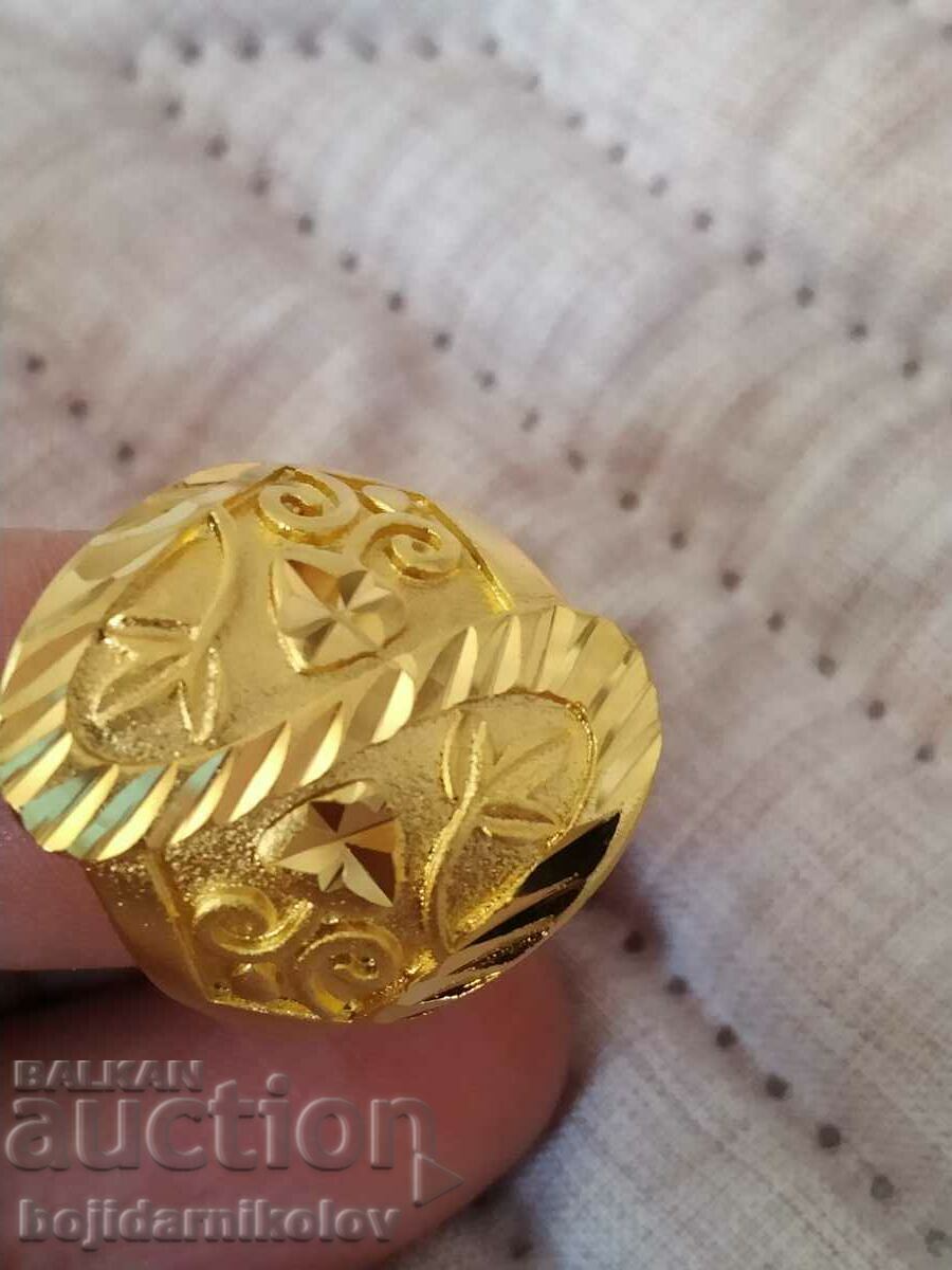 Auction New ladies adjustable ring Auction New ladies adjustable ring