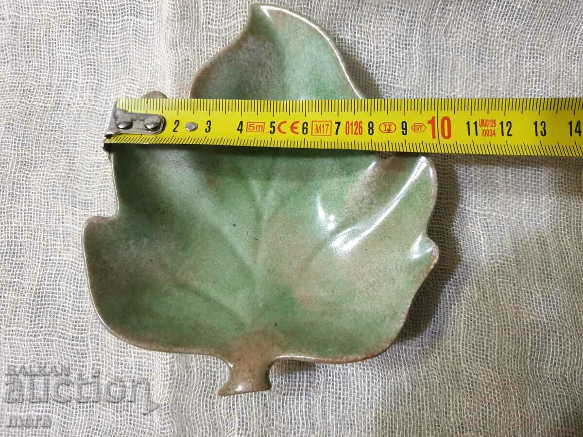 Delivery of Porcelain handmade saucer Delivery of Porcelain handmade saucer