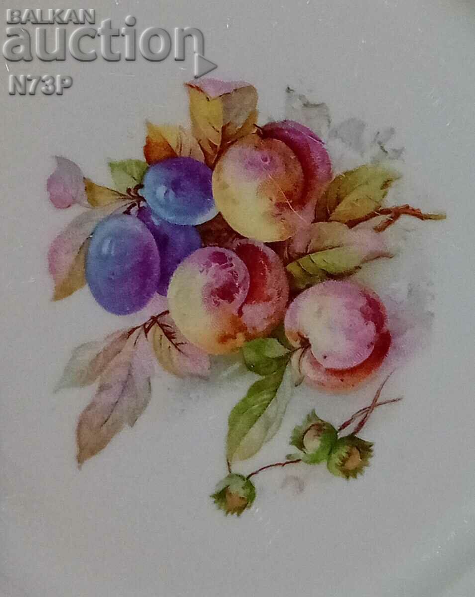Auction OLD PORCELAIN PLATES. CZECHOSLOVAKIA. Auction OLD PORCELAIN PLATES. CZECHOSLOVAKIA.