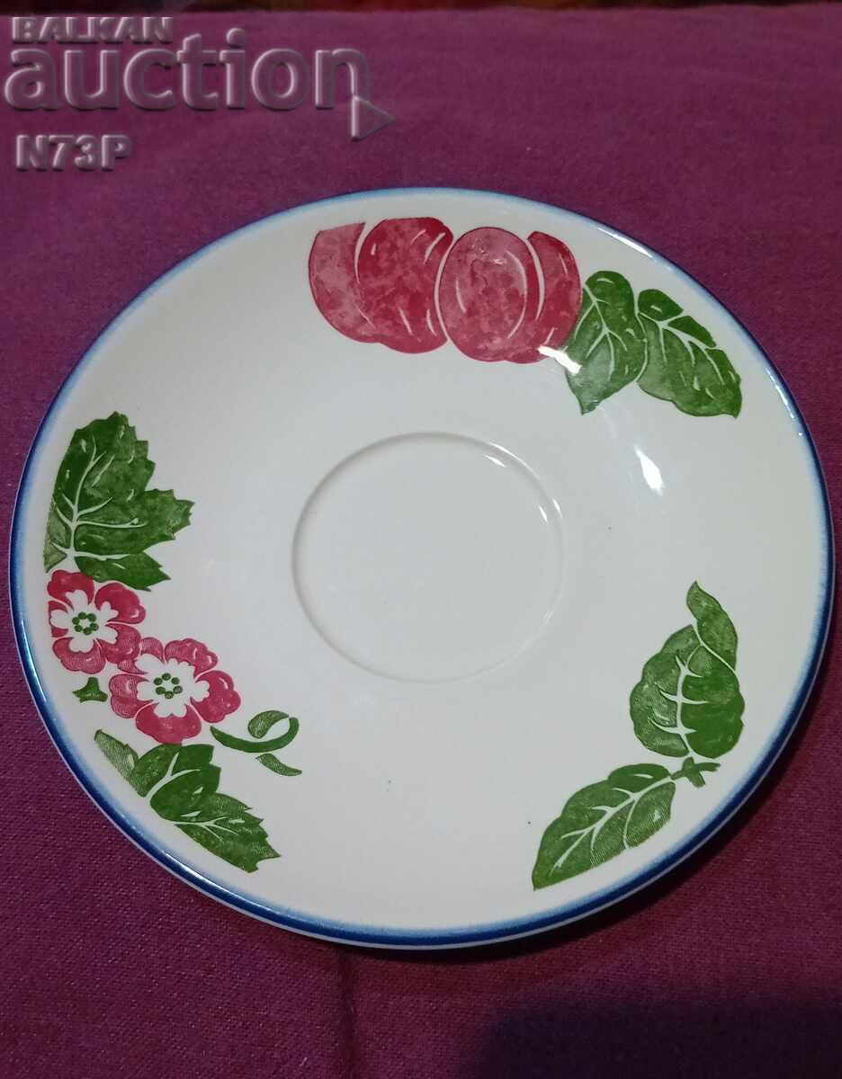 PLATE. MADE IN ENGLAND. with price 5.00 BGN | € 2.56