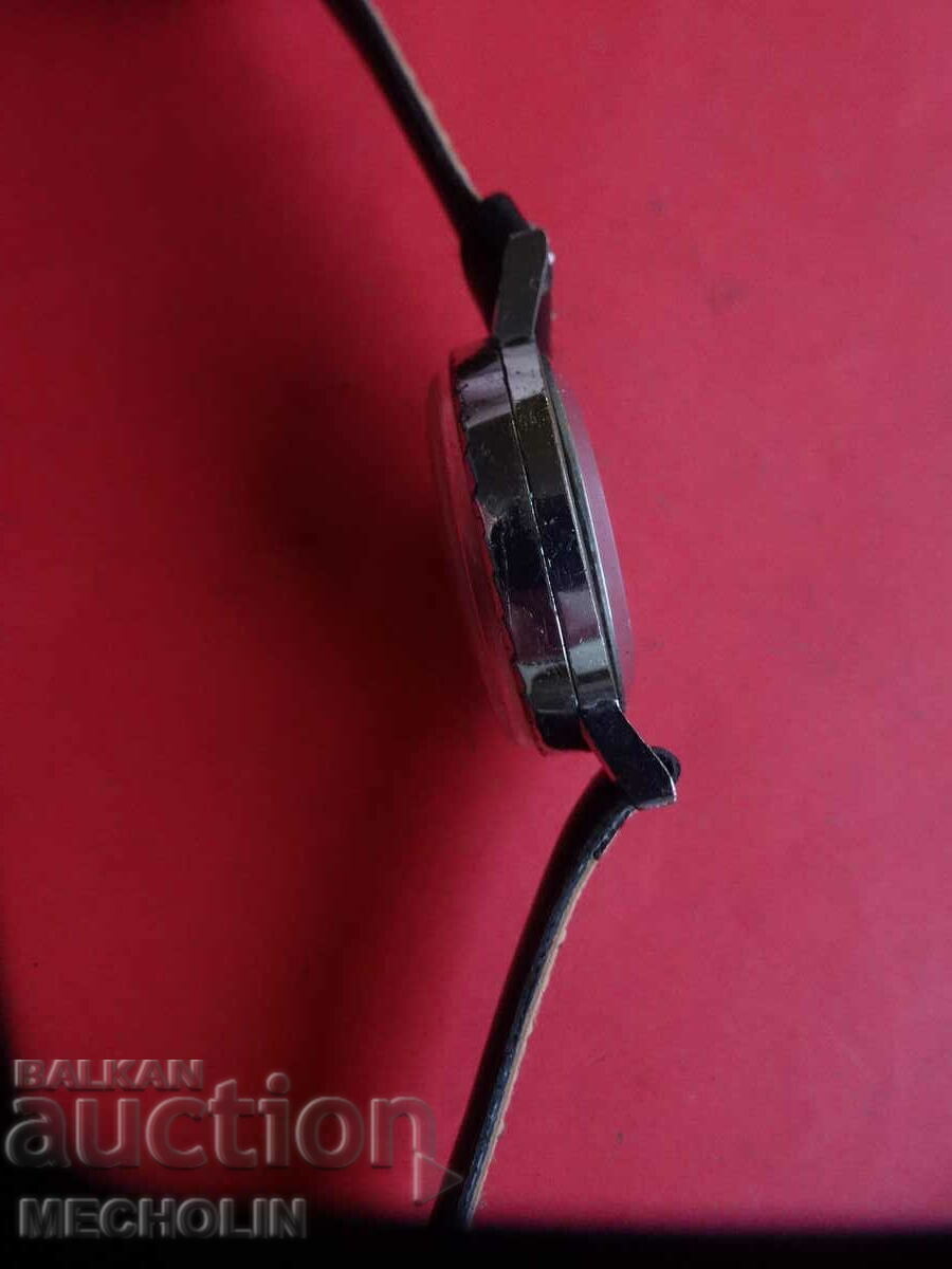 Delivery of COLLECTIBLE Russian VICTORY WATCH Delivery of COLLECTIBLE Russian VICTORY WATCH