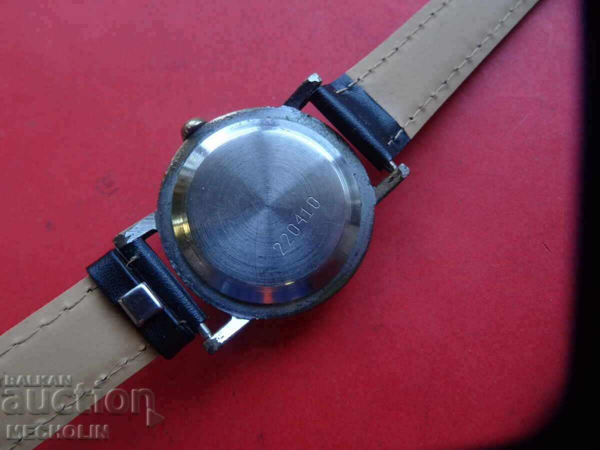 COLLECTIBLE Russian VICTORY WATCH - 5 COLLECTIBLE Russian VICTORY WATCH - 5