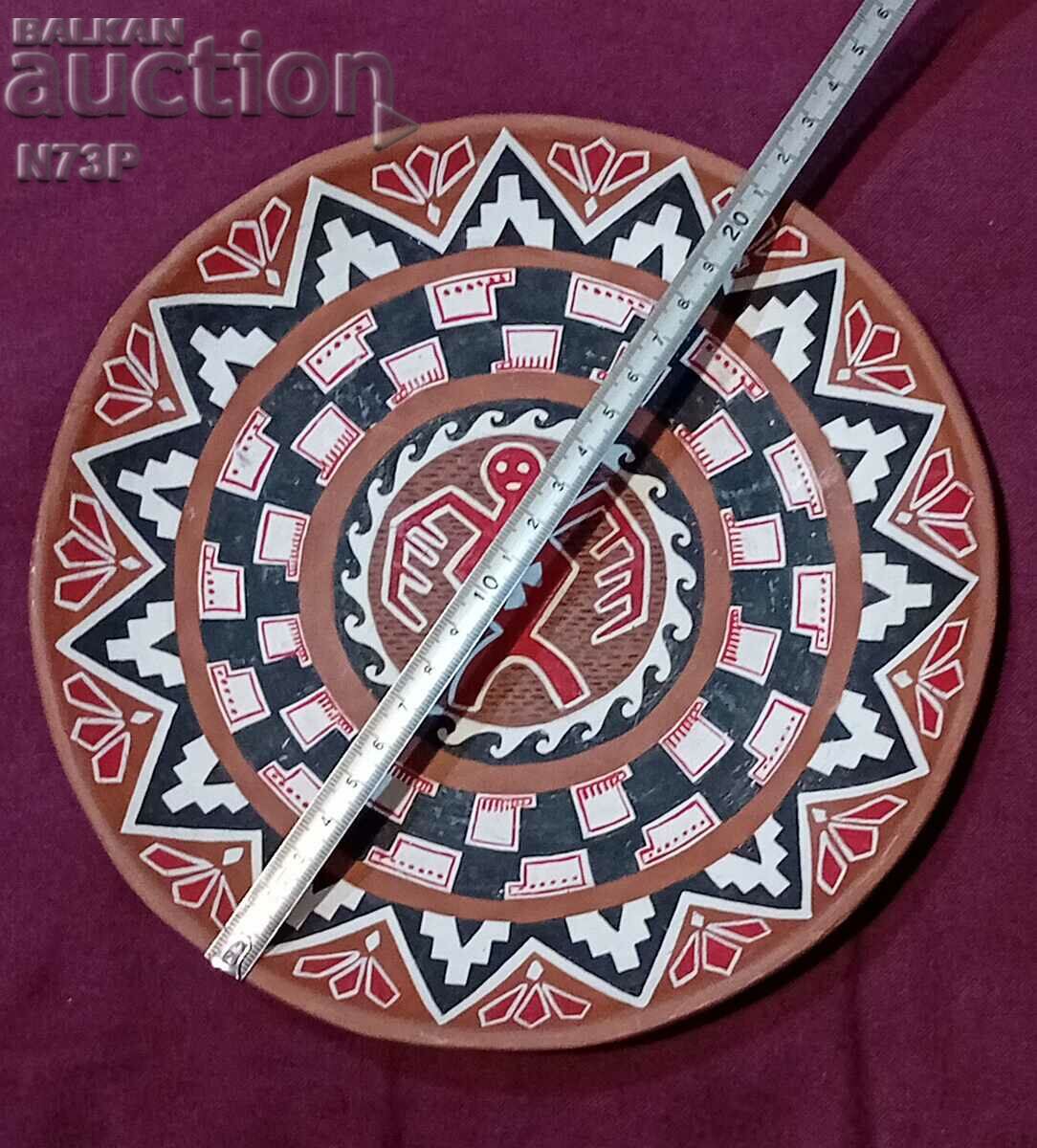 Delivery of OLD CERAMIC PLATE. HANDMADE.
