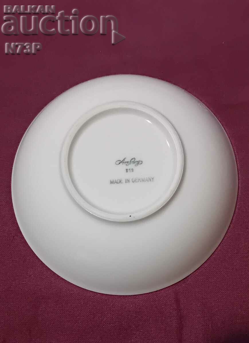 BEAUTIFUL PUPPY. HAND PAINTED. - 6 BEAUTIFUL PUPPY. HAND PAINTED. - 6