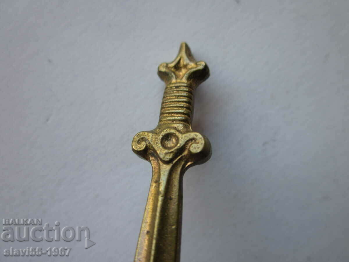 Delivery of TIE NEEDLE IN THE SHAPE OF A BZC SWORD !!! Delivery of TIE NEEDLE IN THE SHAPE OF A BZC SWORD !!!