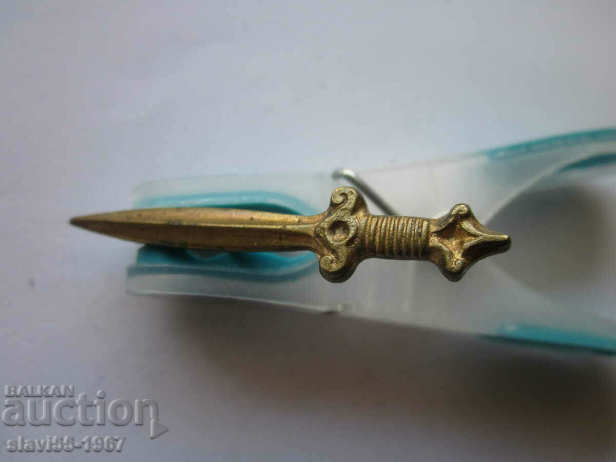 TIE NEEDLE IN THE SHAPE OF A BZC SWORD !!! - 6 TIE NEEDLE IN THE SHAPE OF A BZC SWORD !!! - 6