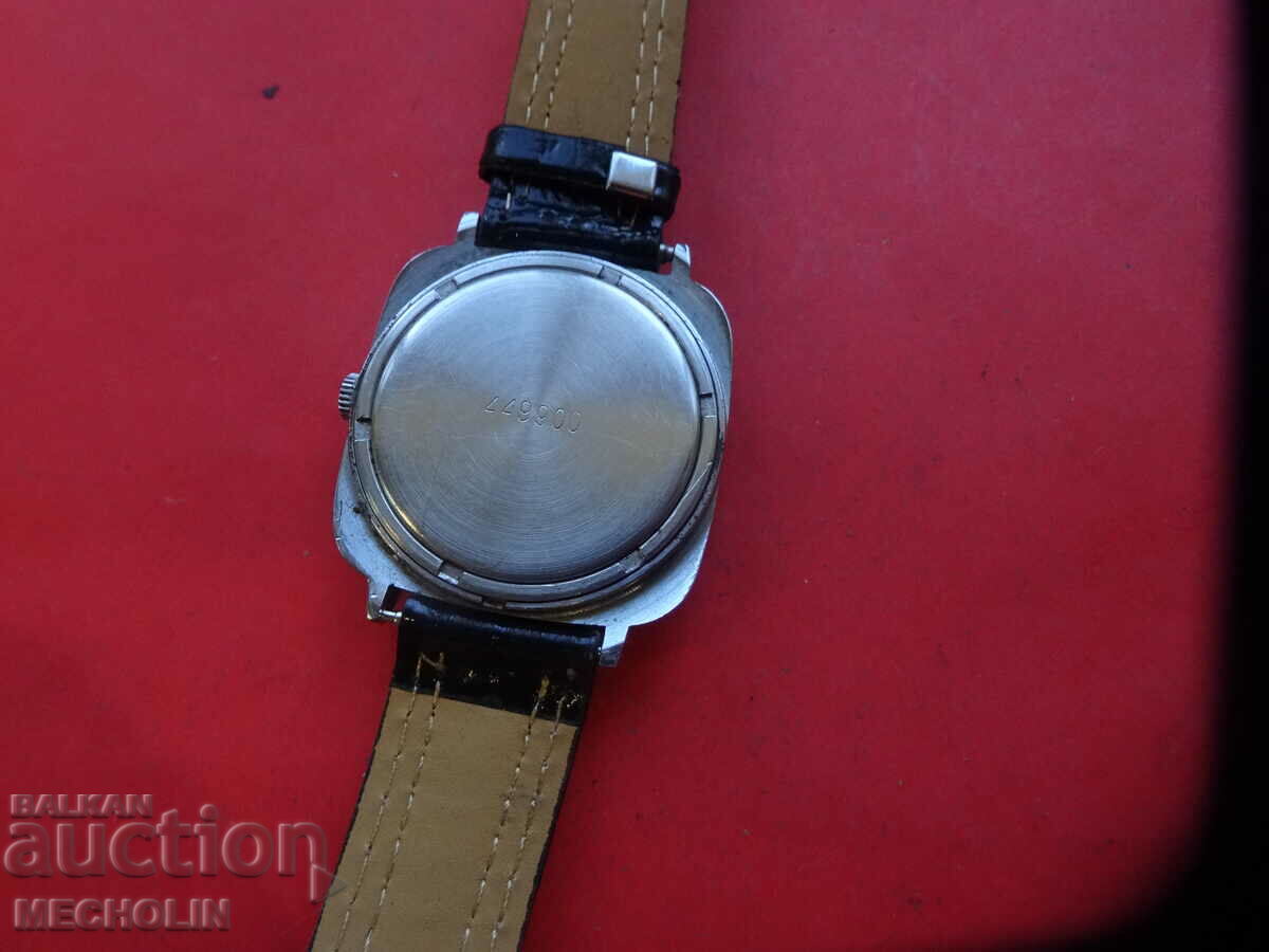 Delivery of RAKETA RAKETA quartz Russian watch