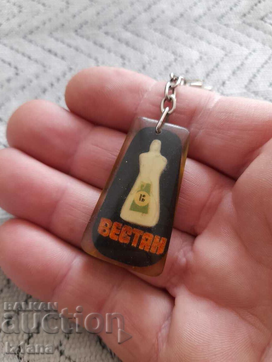 Auction Old Vestan key ring Auction Old Vestan key ring
