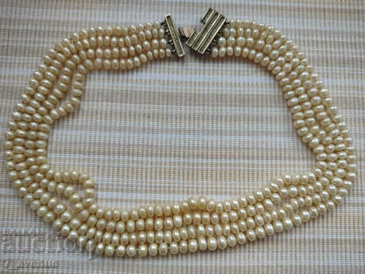 Auction Very old necklace, several lines, 14.01.2024 Auction Very old necklace, several lines, 14.01.2024