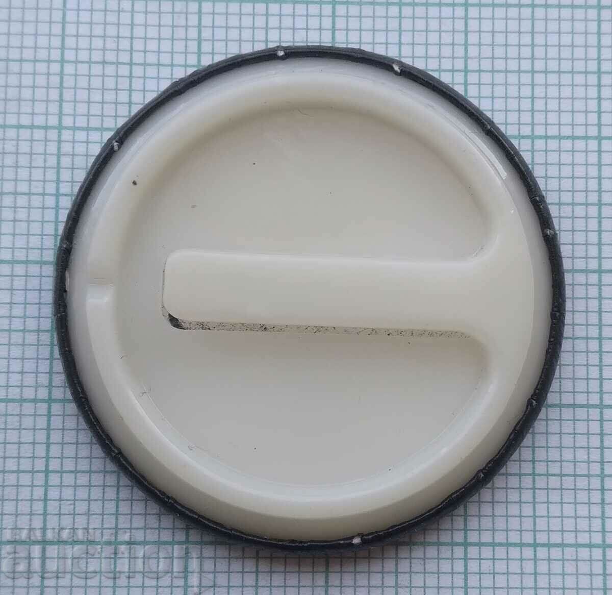 Auction 14612 Badge - Hello Kitty Auction 14612 Badge - Hello Kitty