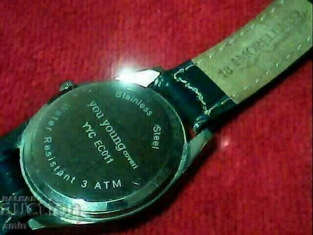 2 beautiful ladies' 4-bed wardrobes work without batteries - 7