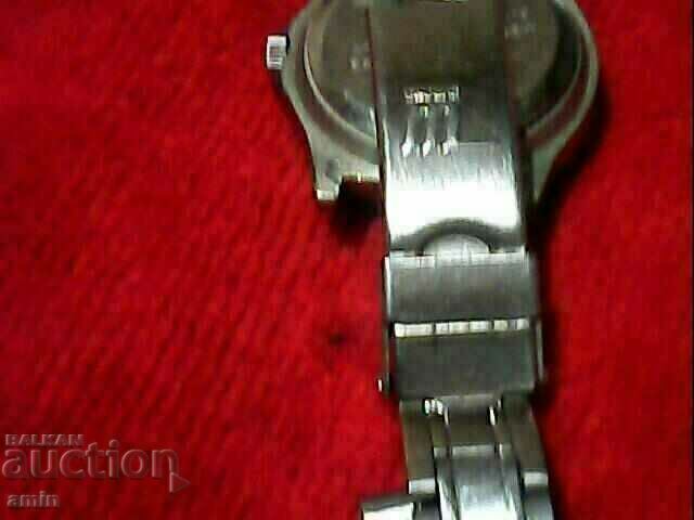 Auction beautiful damesian 4 asovnik bes batri Auction beautiful damesian 4 asovnik bes batri