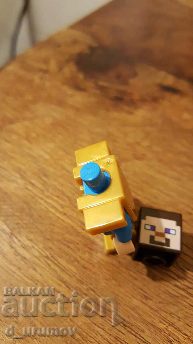 LEGO Minecraft - Steve - Pearl Gold Legs minifigure - 6 LEGO Minecraft - Steve - Pearl Gold Legs minifigure - 6