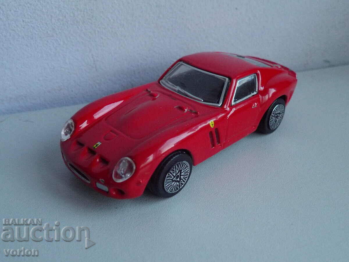 Количка: Ferrari 250 GTO. 1/43 – Burago China.