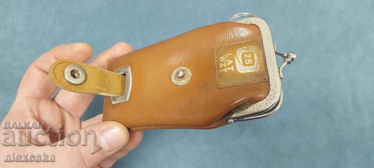 Retro leather key chain