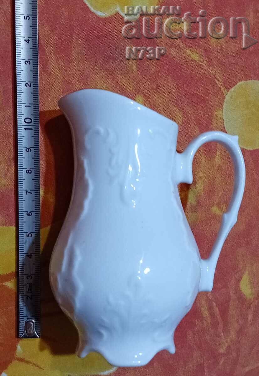 A NICE POWDER. LATERIERA. with price 9.00 BGN | € 4.60 A NICE POWDER. LATERIERA. with price 9.00 BGN | € 4.60