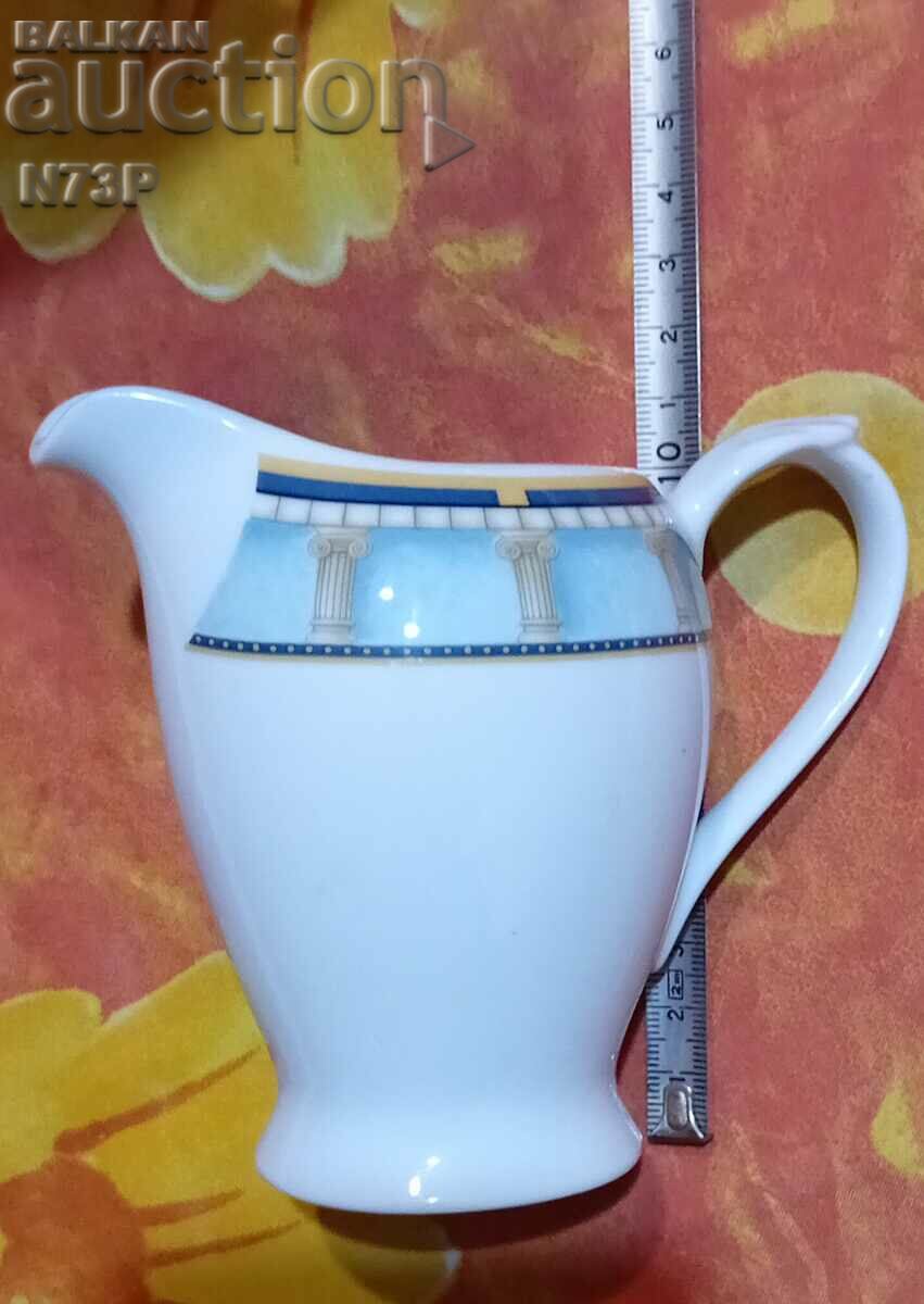 A NICE POWDER. LATERIERA. with price 9.00 BGN | € 4.60