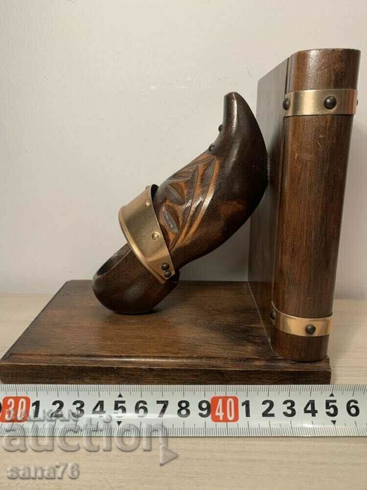Antique French wooden bookend with price € 17.90 | 35.01 BGN