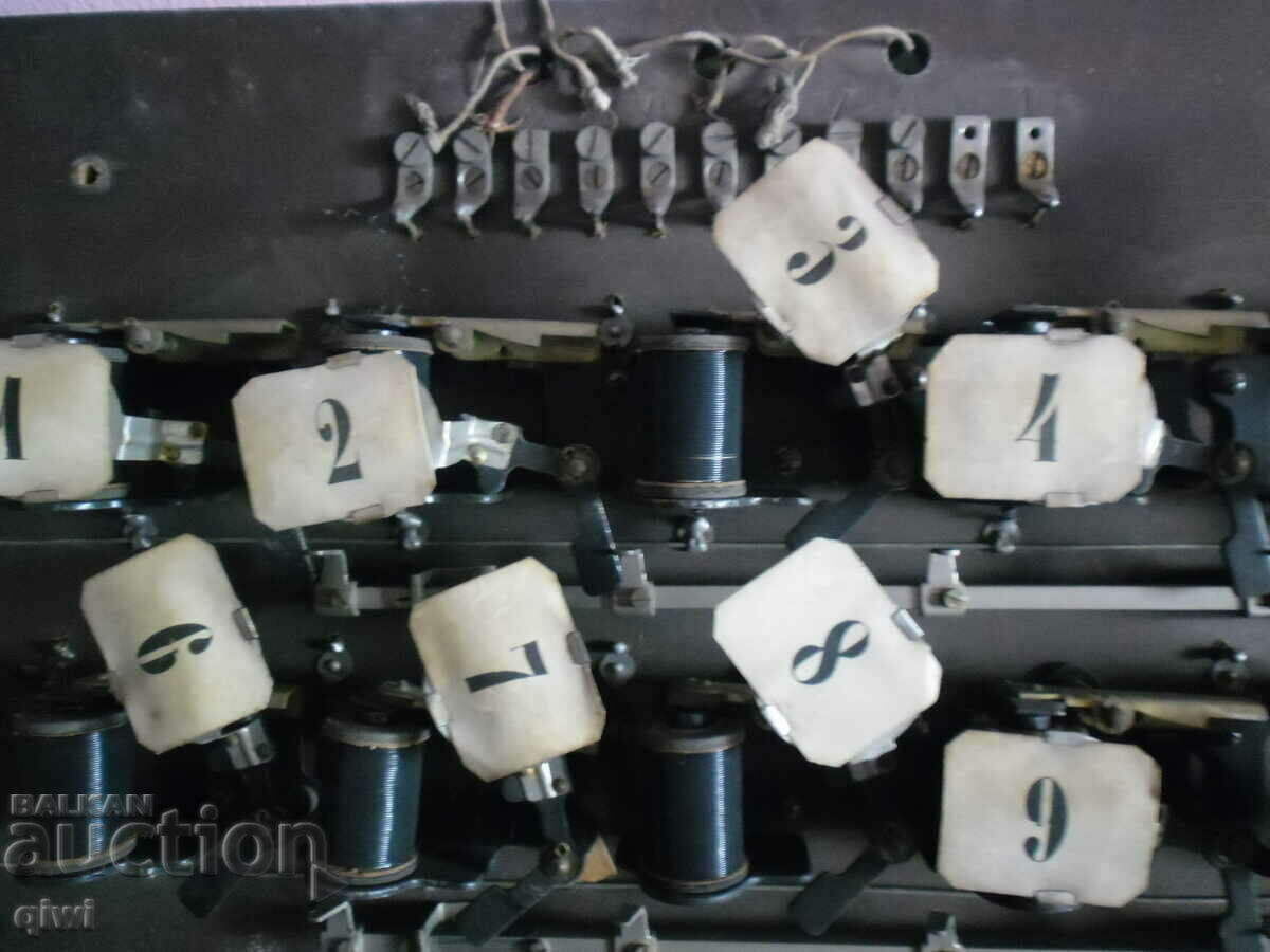 I am selling an old service board from 1900 - 7 I am selling an old service board from 1900 - 7