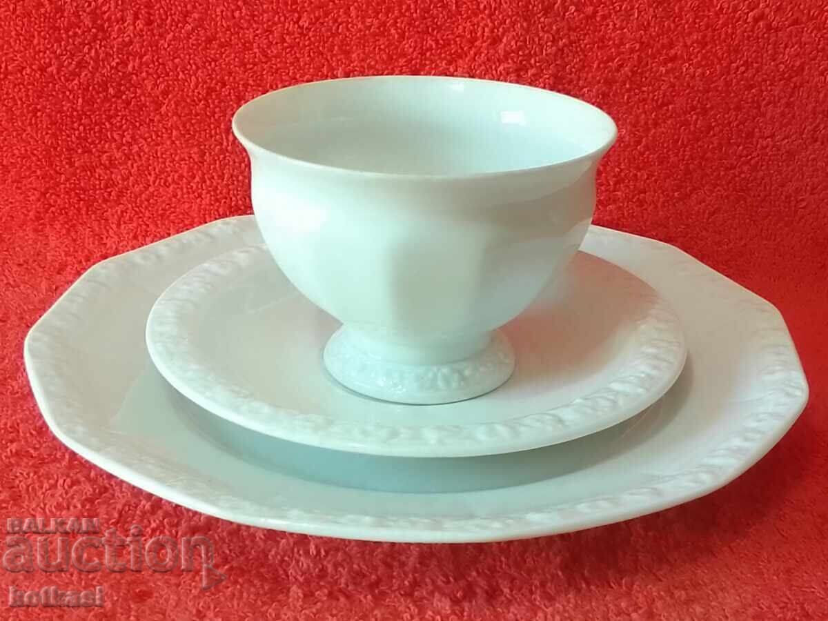 Rosenthal White Rose Triple Set Cup Plates with price 85.50 BGN | € 43.72 Rosenthal White Rose Triple Set Cup Plates with price 85.50 BGN | € 43.72