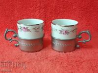 Lot de două căni cu tulpina marcată