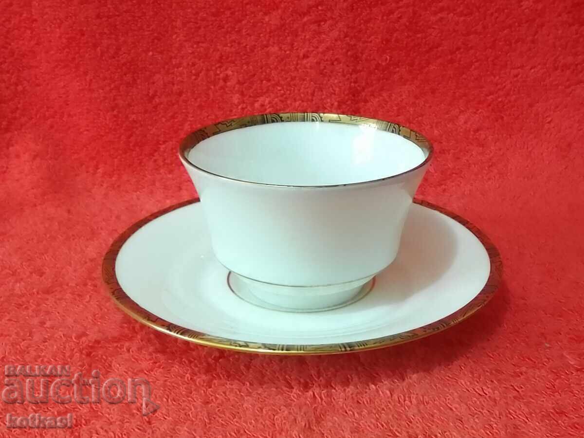 Delivery of Old Leipzig cup and saucer double set Delivery of Old Leipzig cup and saucer double set