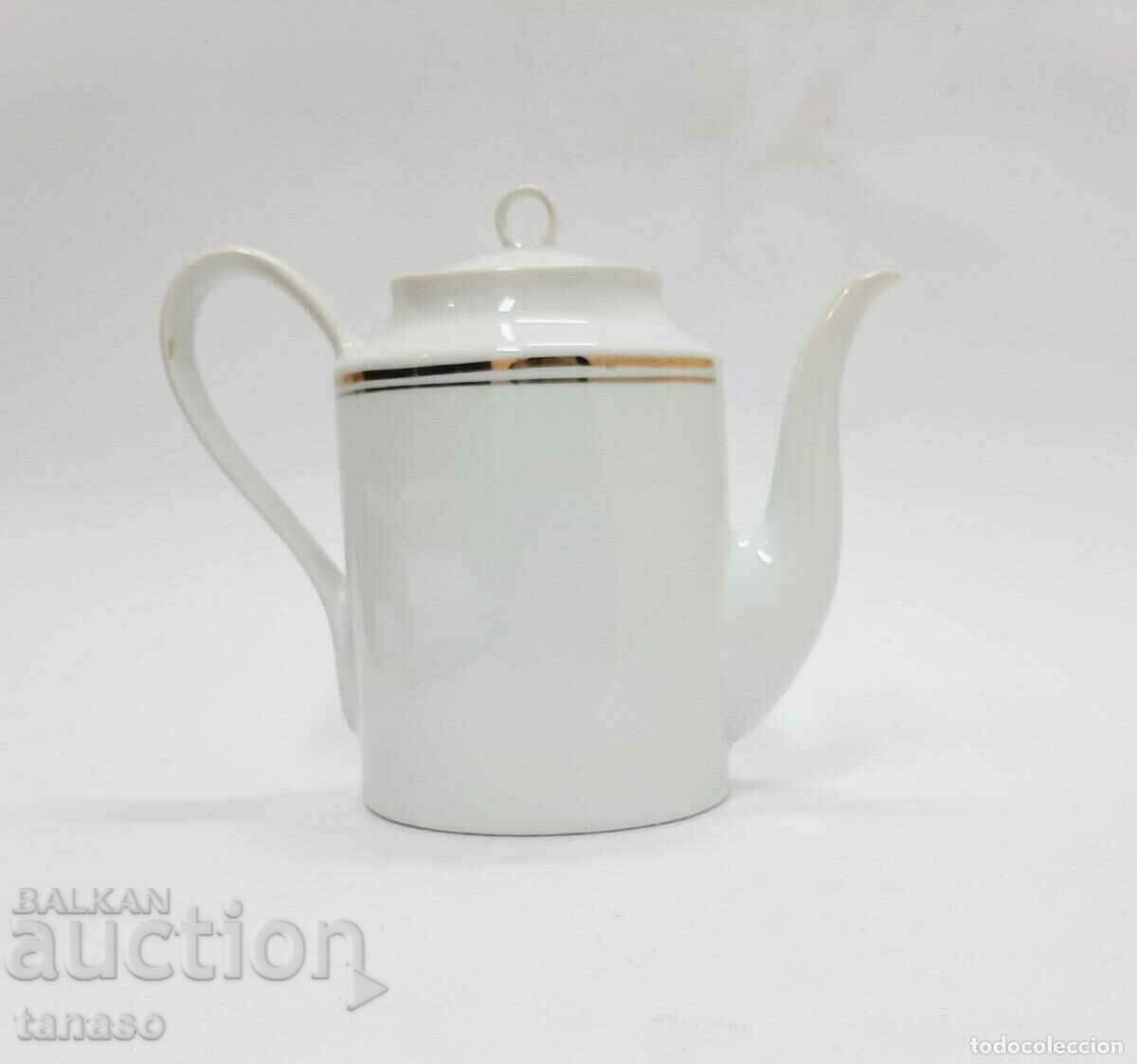 Old Bulgarian porcelain tea/coffee pot, kettle (12.3) with price 35.00 BGN | € 17.90 Old Bulgarian porcelain tea/coffee pot, kettle (12.3) with price 35.00 BGN | € 17.90