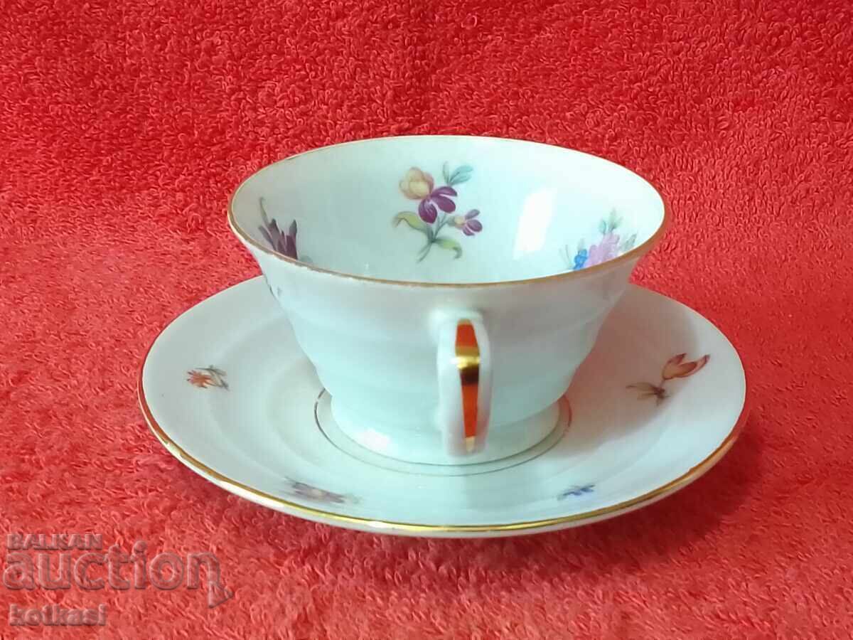 Delivery of Old Vohenstrauss double set cup and saucer Delivery of Old Vohenstrauss double set cup and saucer