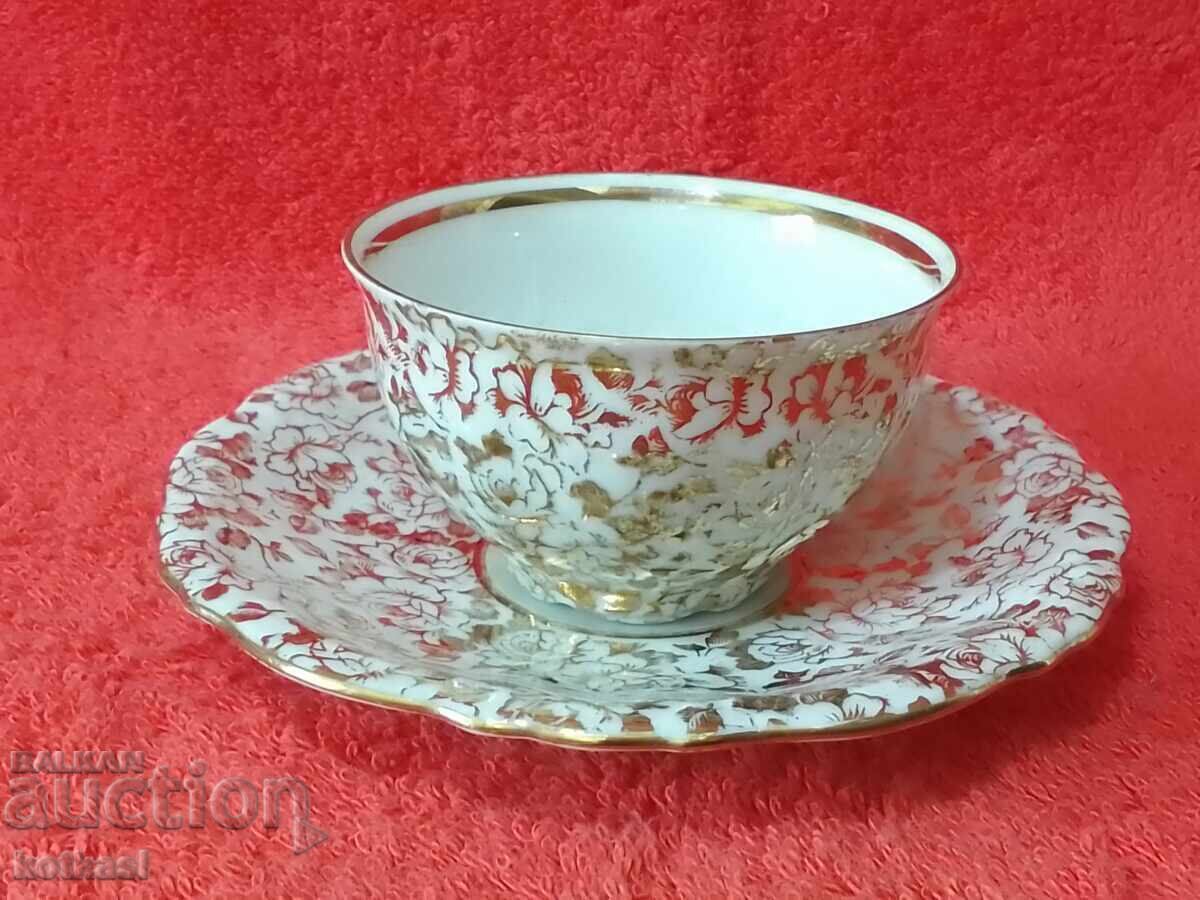 Παλιό διπλό σετ φλιτζάνι και πιατάκι J.Kronesten με τιμή € 18.15 | 35.50 BGN Παλιό διπλό σετ φλιτζάνι και πιατάκι J.Kronesten με τιμή € 18.15 | 35.50 BGN