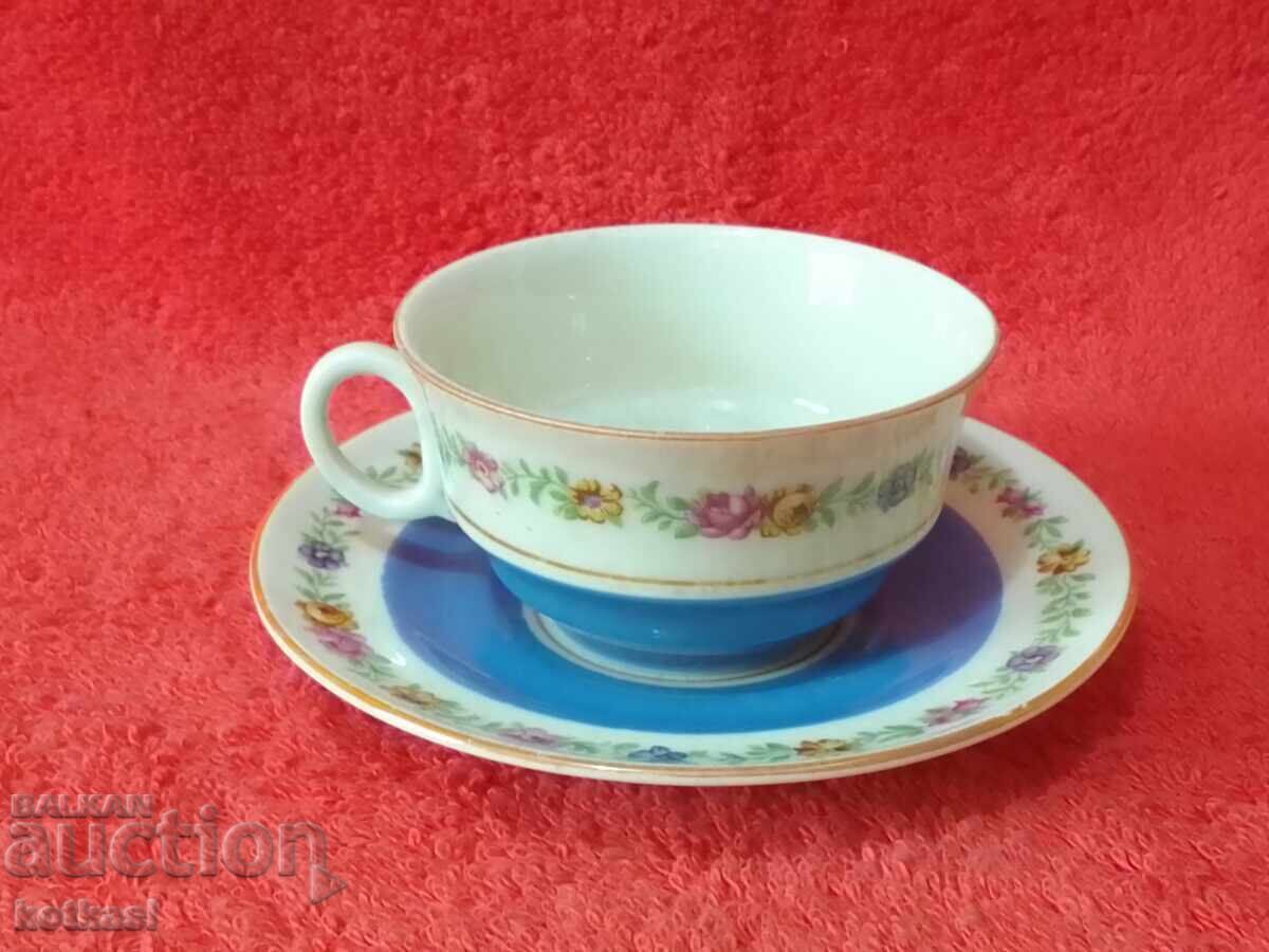 Auction Old double set cup and saucer Auction Old double set cup and saucer