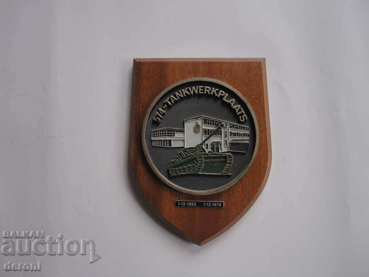 Coat of Arms Shield Crown Emblem Tank Netherlands - 7 Coat of Arms Shield Crown Emblem Tank Netherlands - 7