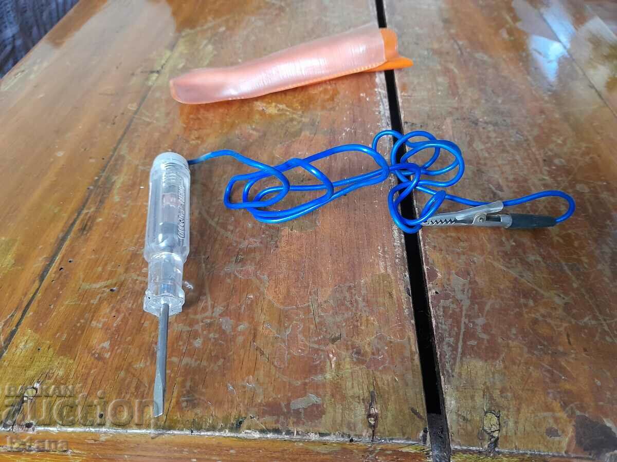 Old electrical tester with price 20.00 BGN | € 10.23 Old electrical tester with price 20.00 BGN | € 10.23