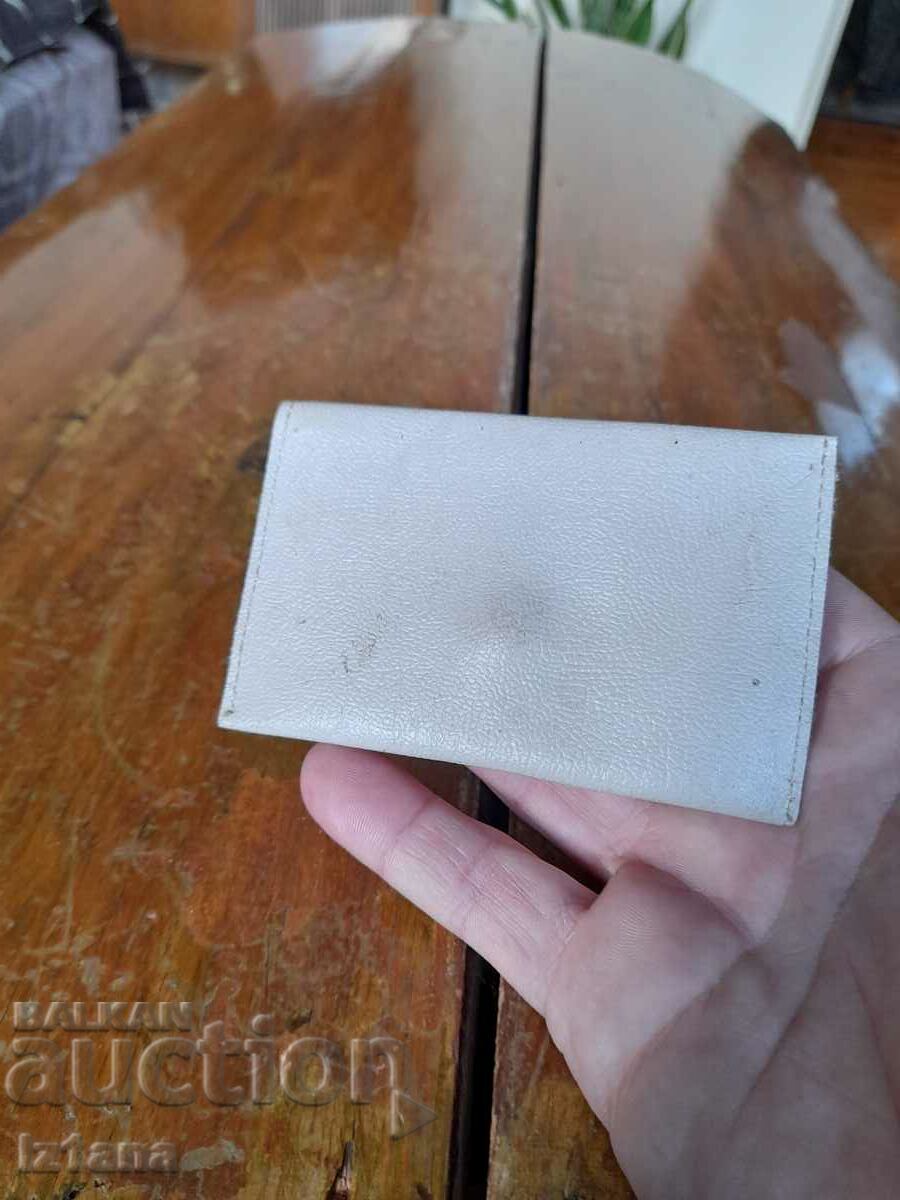 Auction Old lady's purse Auction Old lady's purse