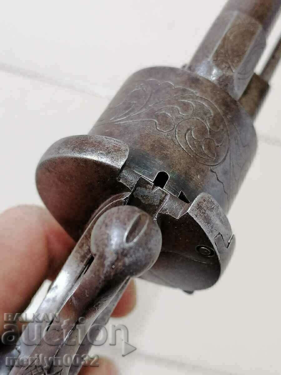 French pin revolver Lefoucher 11mm barrel 1960s - 5 French pin revolver Lefoucher 11mm barrel 1960s - 5