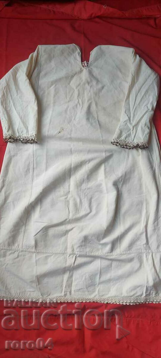 SHIRT - WEAR - 28 - 6 SHIRT - WEAR - 28 - 6