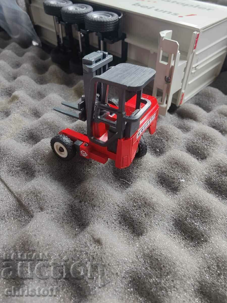 Model truck MAN 1/50 - 5 Model truck MAN 1/50 - 5