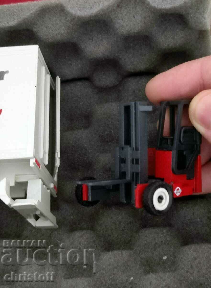 Model truck MAN 1/50 - 7 Model truck MAN 1/50 - 7