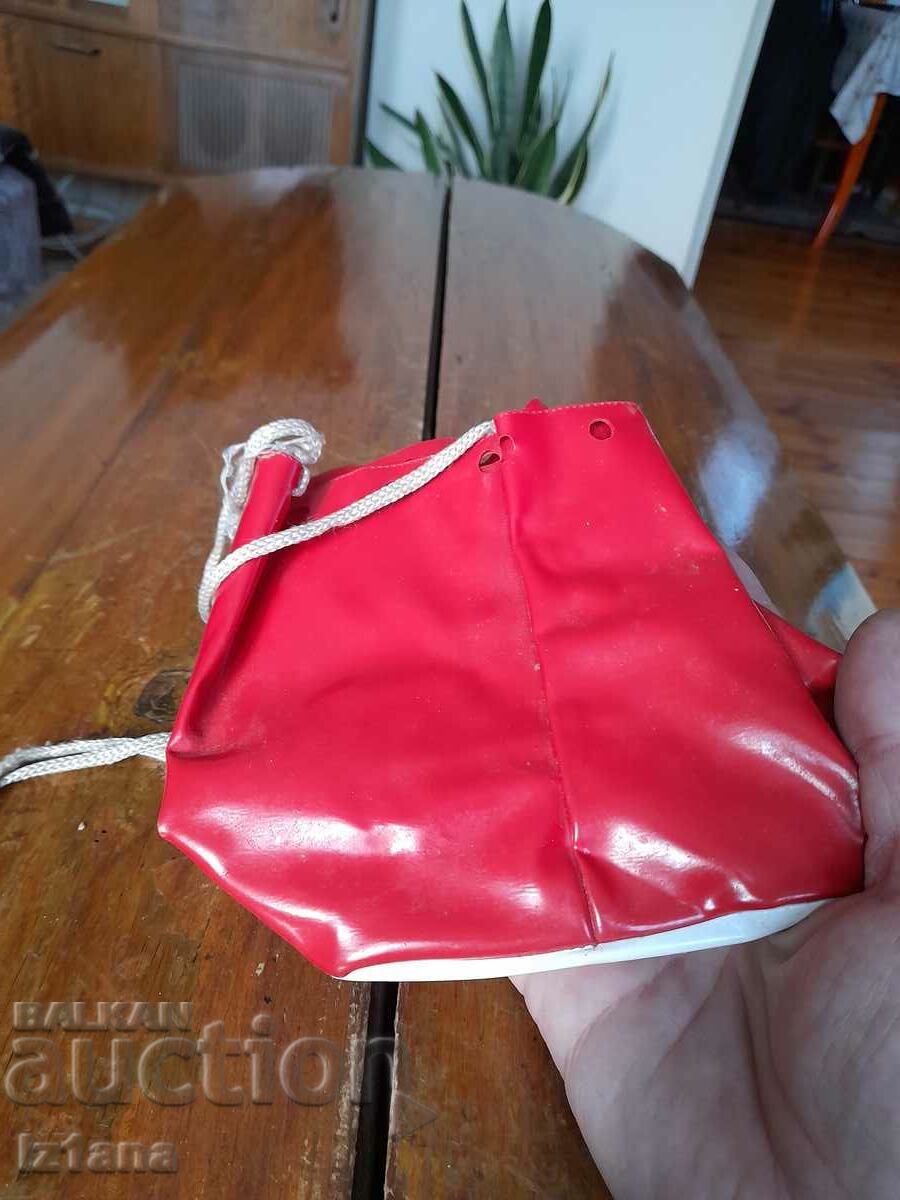 Delivery of Old Children's bag