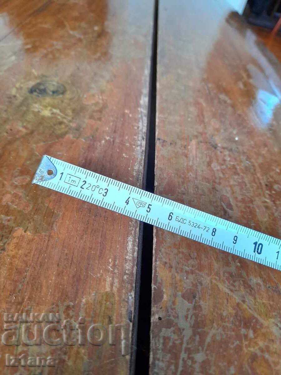 Delivery of Old tape measure Delivery of Old tape measure