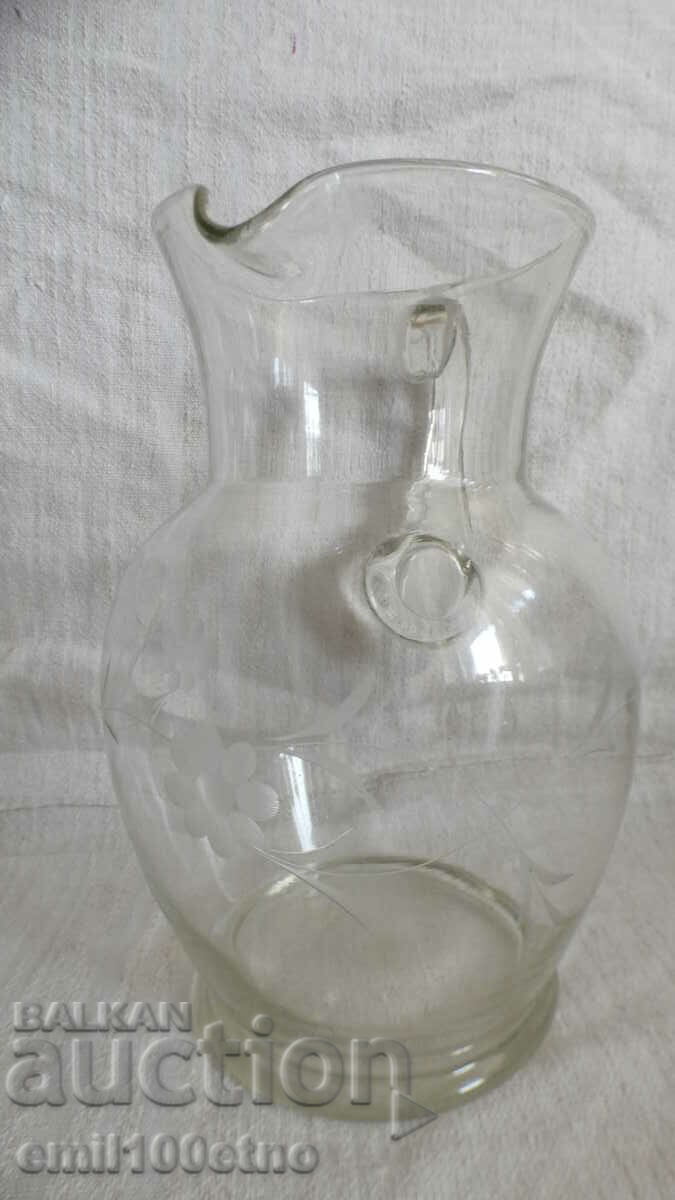 Auction Etched glass wine jug Auction Etched glass wine jug