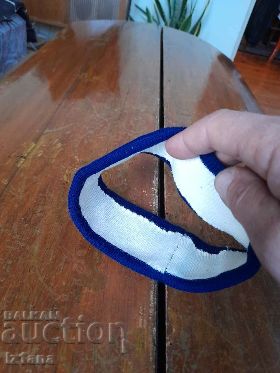 Delivery of Old Children's Headband Delivery of Old Children's Headband