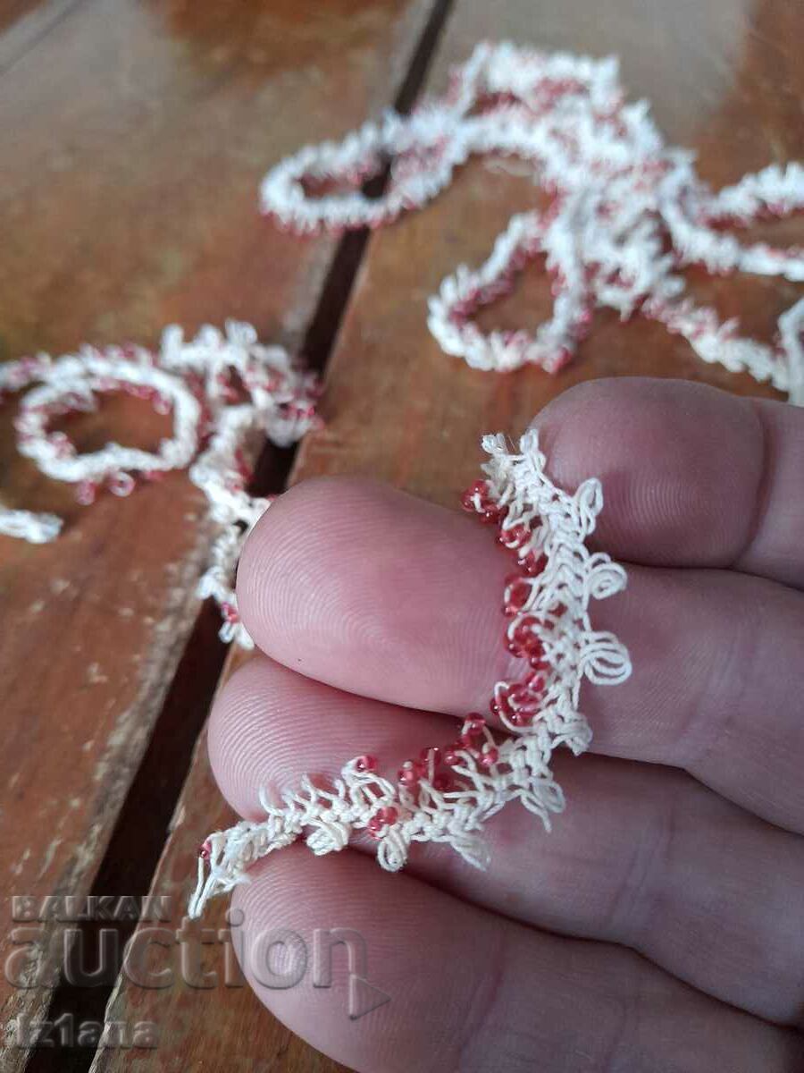 Delivery of Old beaded lace Delivery of Old beaded lace