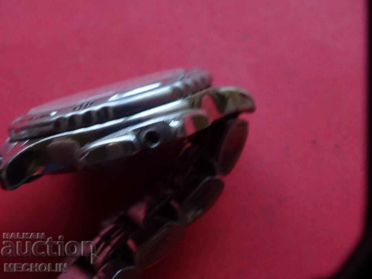 Delivery of JAPANESE CLOCK Delivery of JAPANESE CLOCK