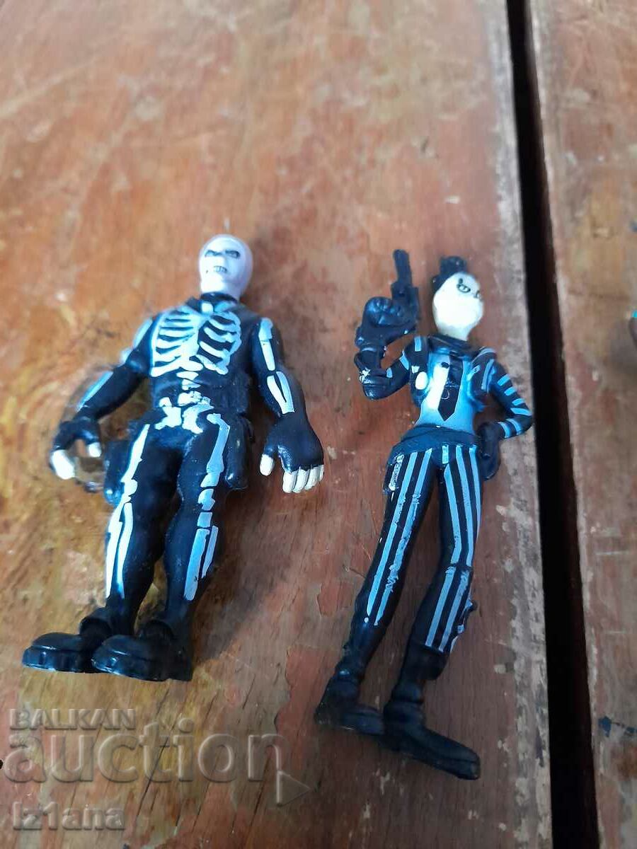 Auction Old Zombie figurines Auction Old Zombie figurines