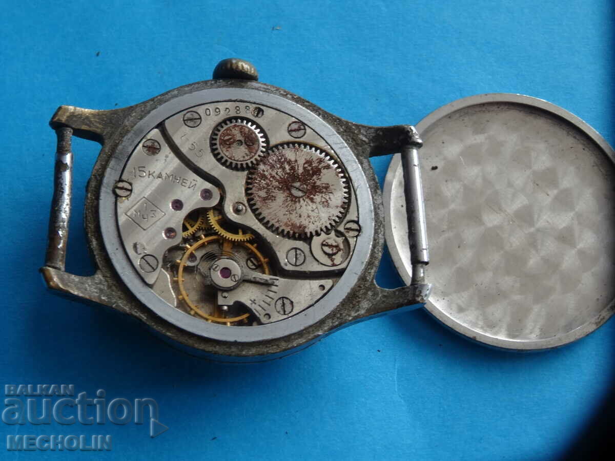 COLLECTIBLE RUSSIAN WATCH VICTORY 15 STONE 1955 - 5 COLLECTIBLE RUSSIAN WATCH VICTORY 15 STONE 1955 - 5